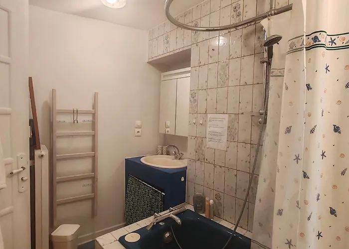 Chambre Chez L'Habitant منزل للإقامة *